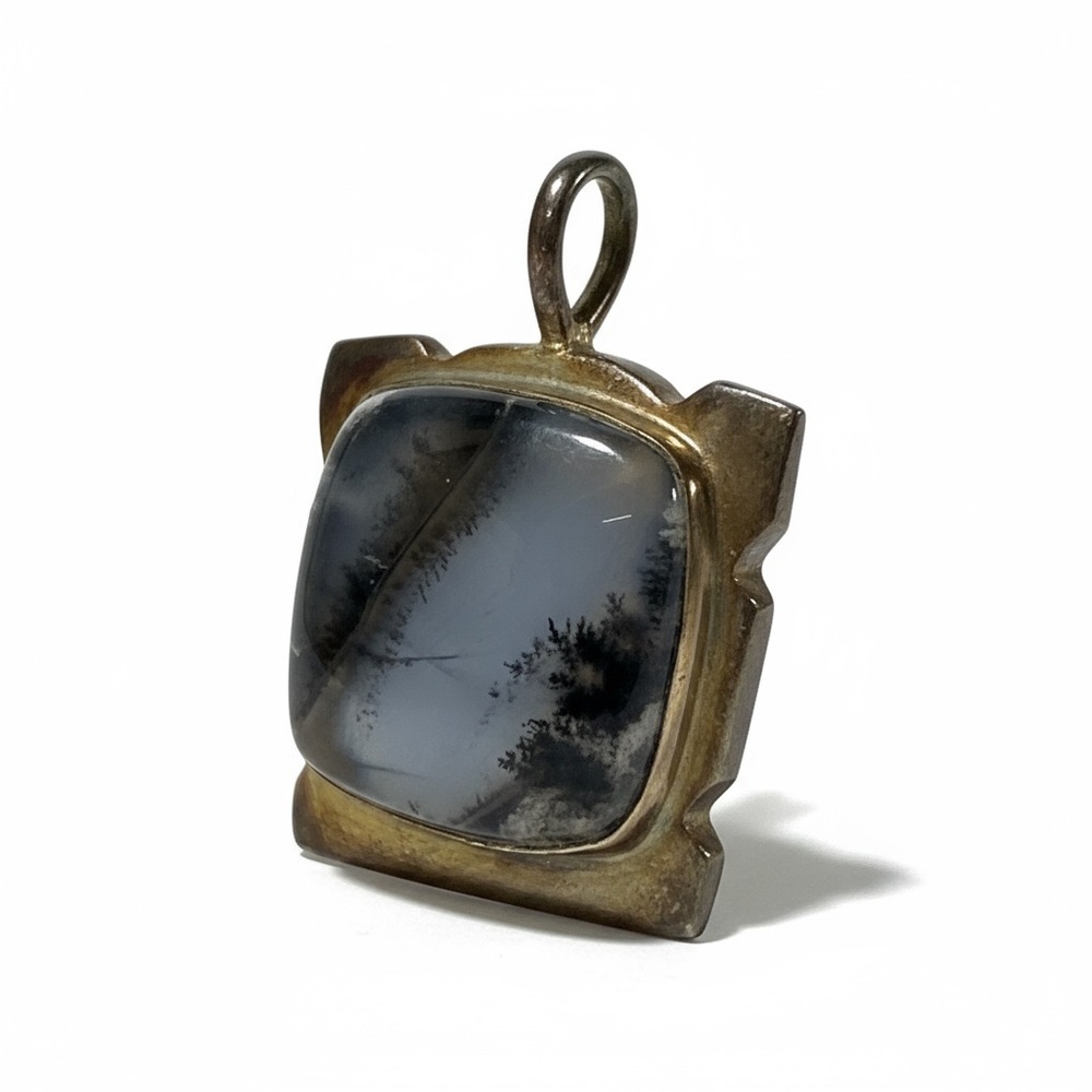 HAND CRAFTED DENDRITIC AGATE PENDANT